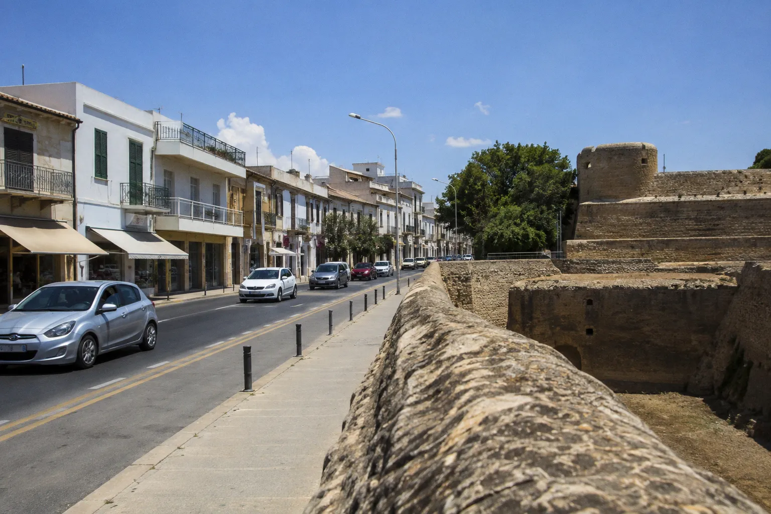 Car Rental in Nicosia (Cyprus): Practical Guide