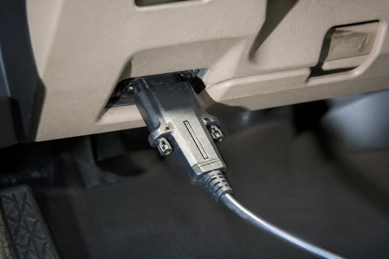 Mercedes-Benz India Launches AI-Driven XENTRY Scanner for Automated Vehicle Inspections