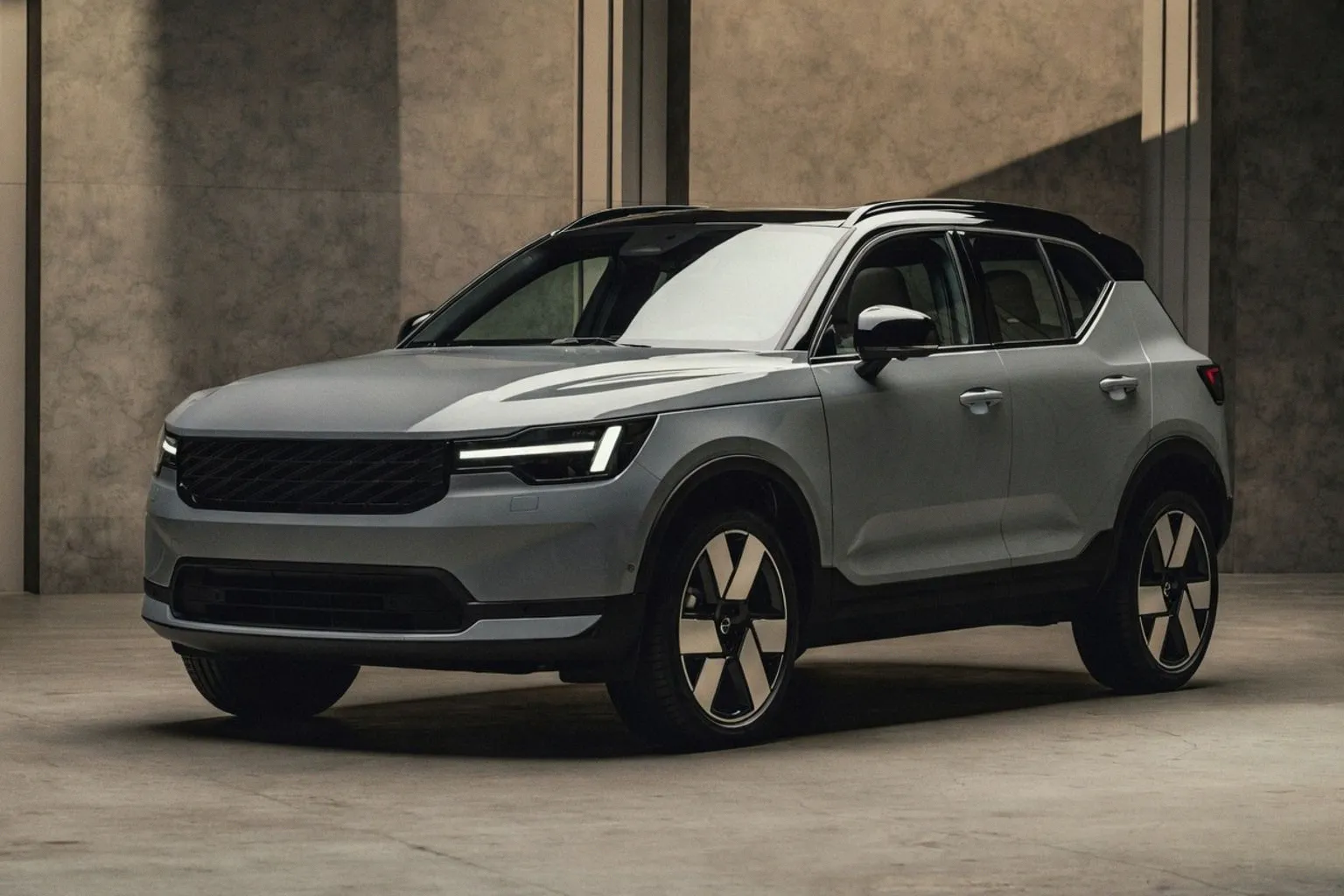 Volvo XC40, EX40 and EC40 Updates: Essential Diagnostic Protocols for Technicians